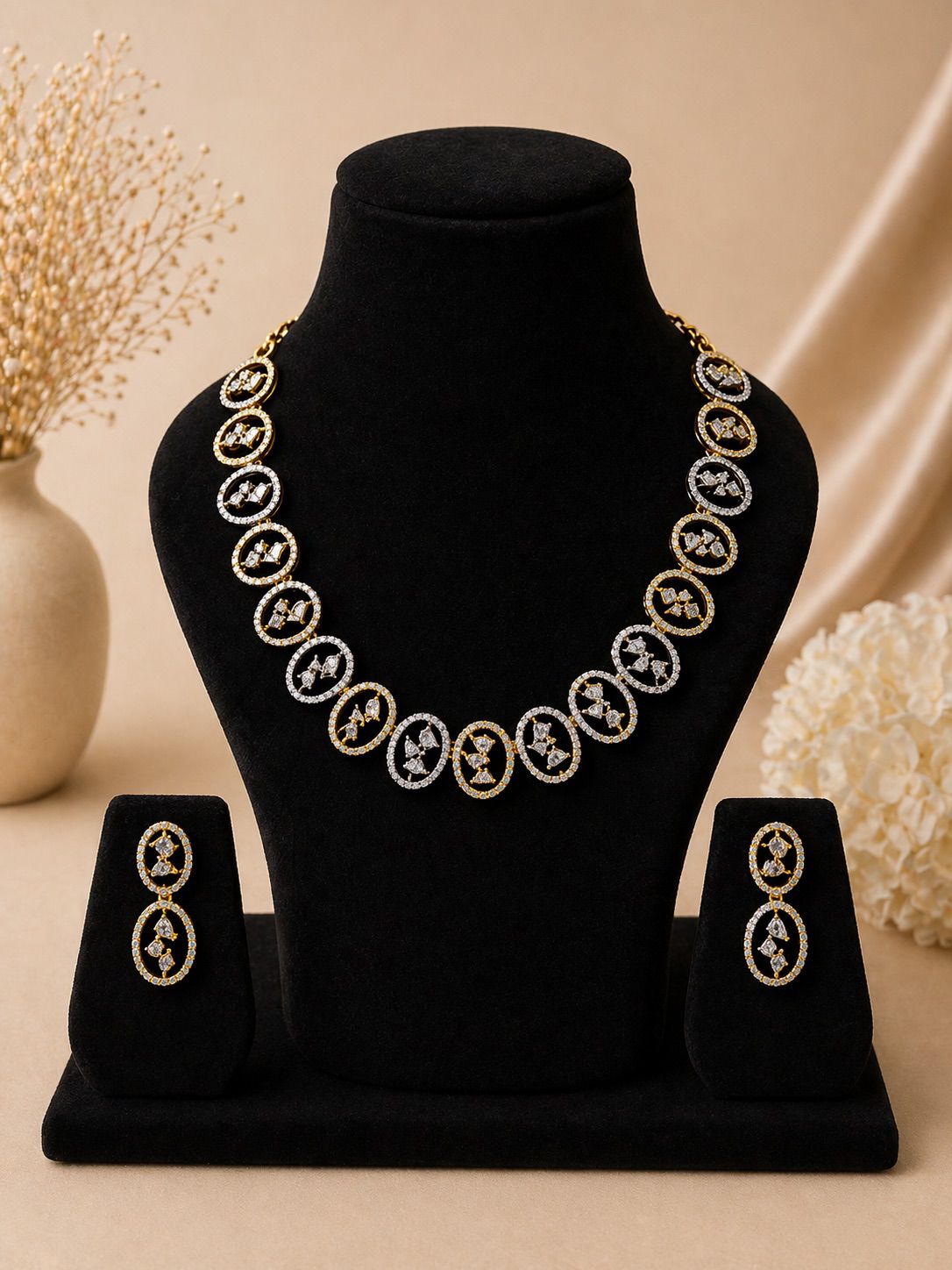 Aura Oval AD Necklace Set